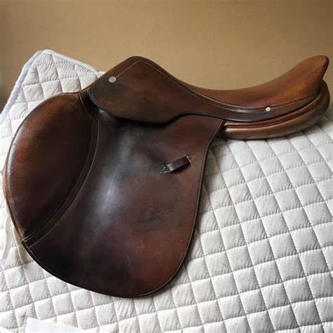 hermes horse saddle.